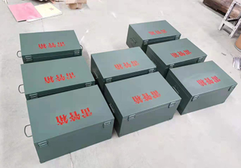 富县炸药箱和雷管箱一般是怎么存放的？